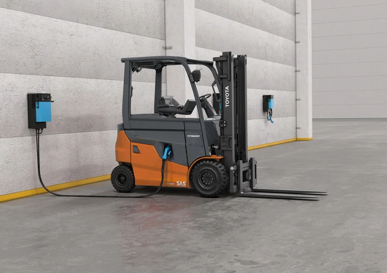 Efficient Forklift Operations with LiFePO4 Battery Solutions